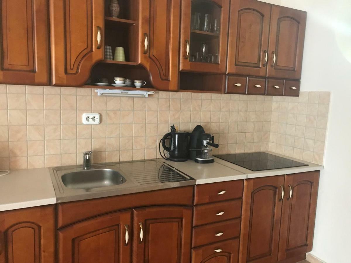 Feng Shui Wellness Apartmanhaz Heviz Apartment Heviz